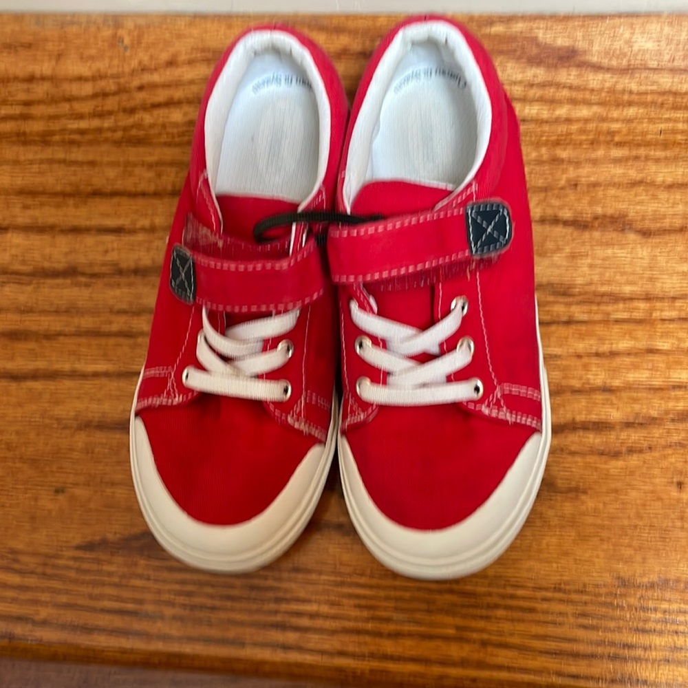 Footmates